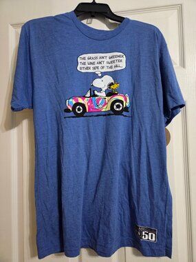 Sportiqe Apparel T-Shirt